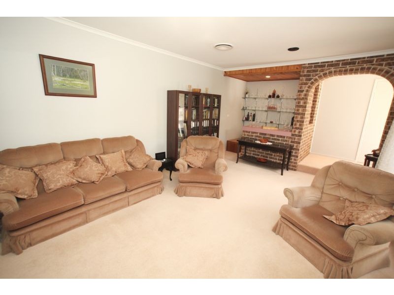 16  Gorton Street, Yoogali NSW 2680
