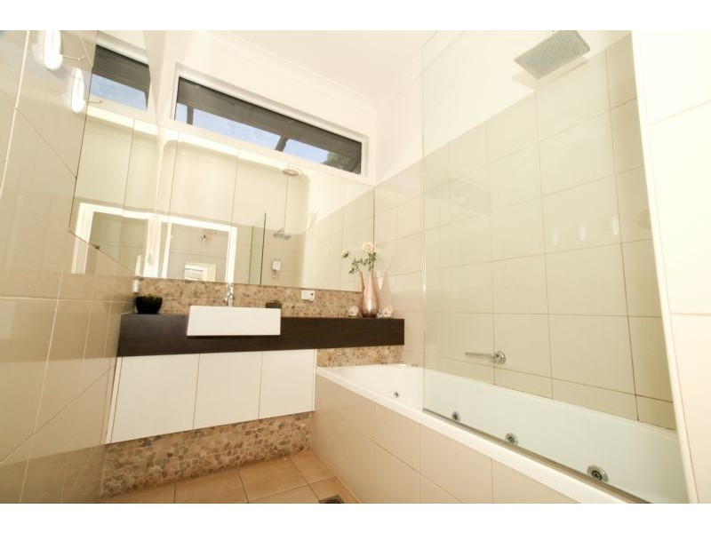 25 Groongal Avenue, Griffith NSW 2680