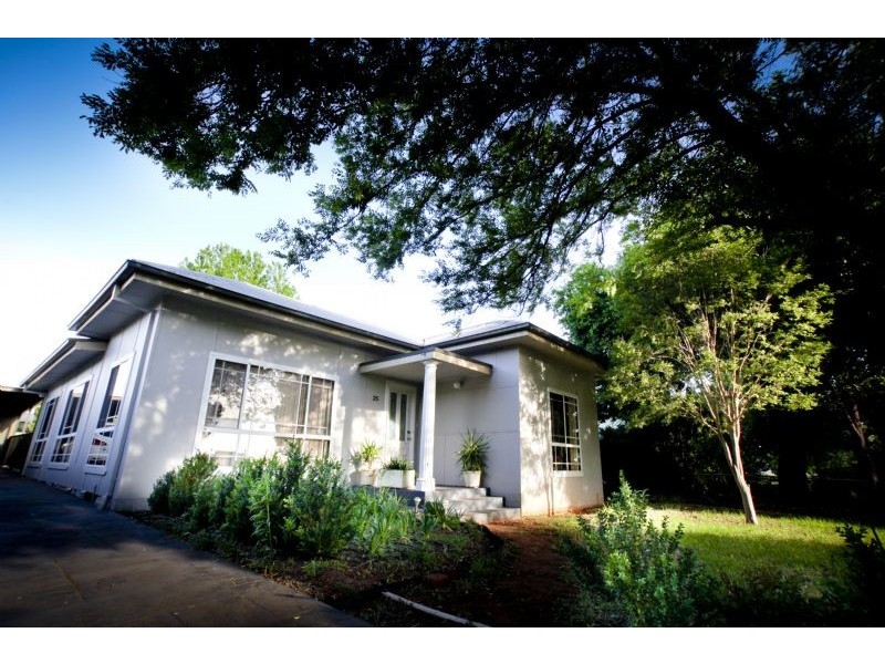25 Groongal Avenue, Griffith NSW 2680