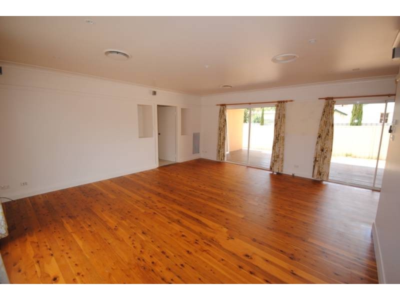 1/26 Boonah Street, Griffith NSW 2680