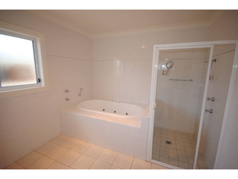 1/26 Boonah Street, Griffith NSW 2680