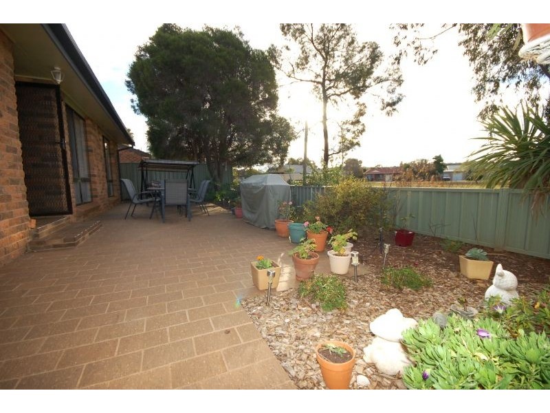 1 Riddle Court, Griffith NSW 2680