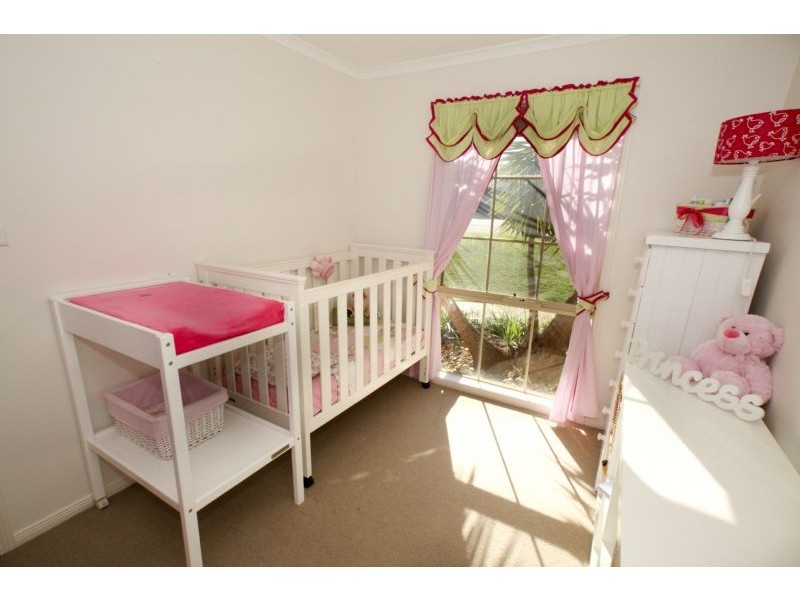 13 Ballestrin Street, Griffith NSW 2680