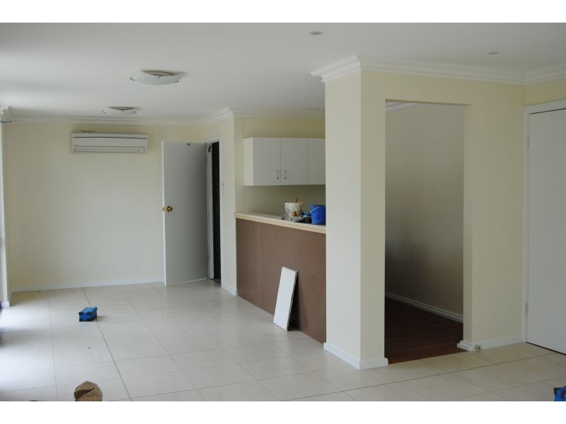 10 WHYBROW STREET, Griffith NSW 2680