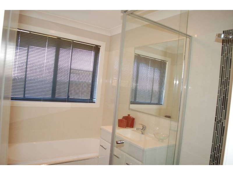 4 Brooks Street, Griffith NSW 2680