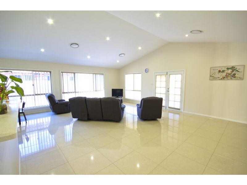 10 Bucello Street, Griffith NSW 2680