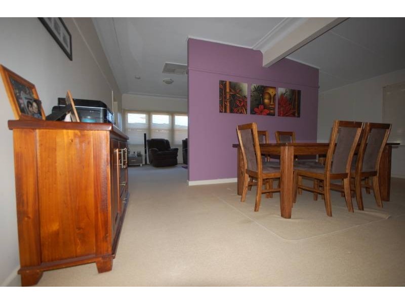 9 Baringa Street, Griffith NSW 2680