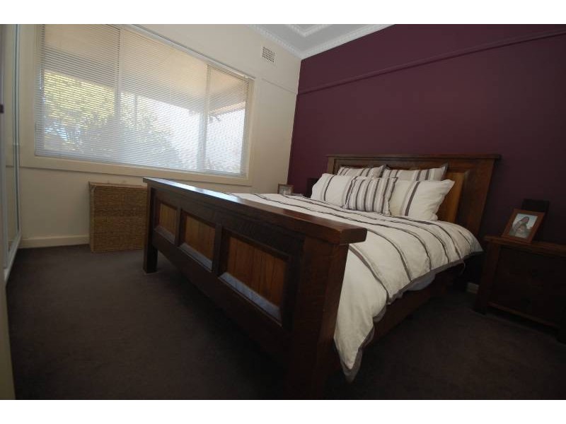 9 Baringa Street, Griffith NSW 2680