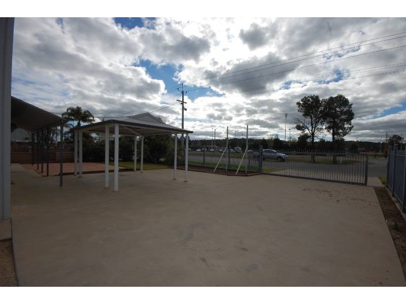 132 Wakaden Street, Griffith NSW 2680