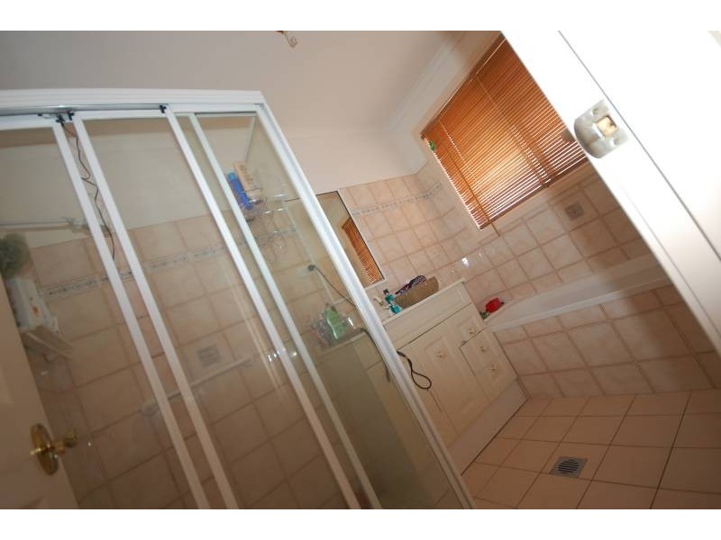 2b Illilliwa Street, Griffith NSW 2680