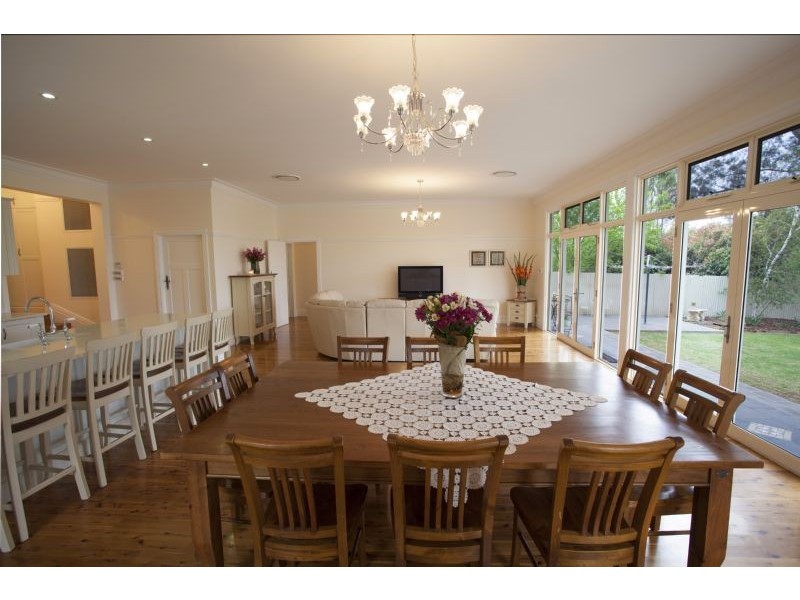 34 Carrathool Street, Griffith NSW 2680