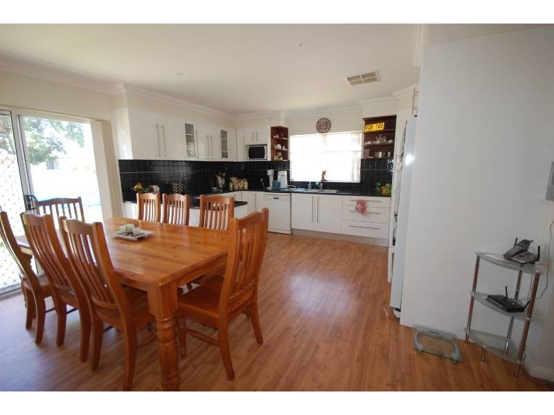 35 Curtin Street, Griffith NSW 2680