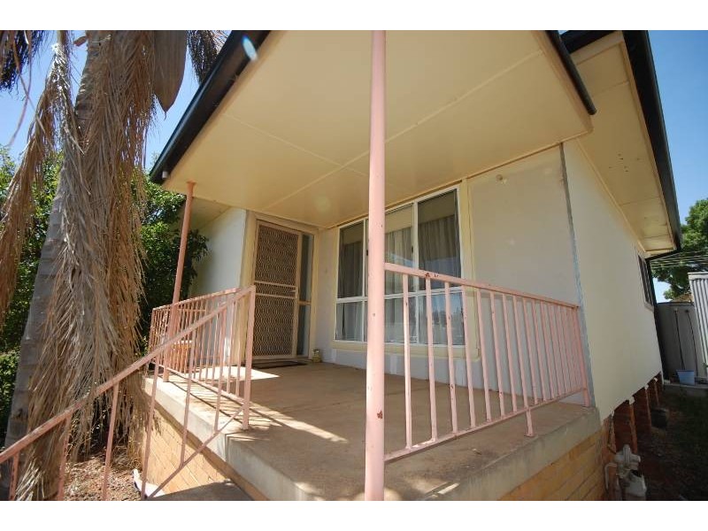 35 Curtin Street, Griffith NSW 2680