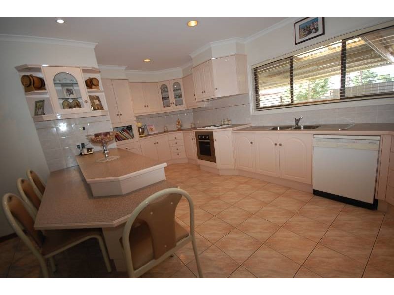 30 Harward Road, Griffith NSW 2680