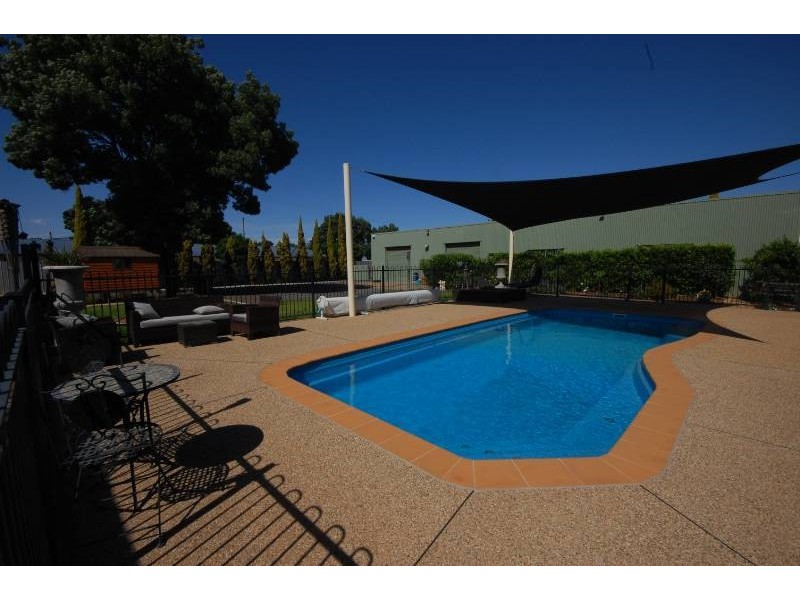 30 Harward Road, Griffith NSW 2680