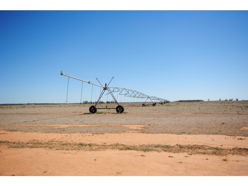 Part ‘Koonwarra’, Sturt Highway, Darlington Point NSW 2706