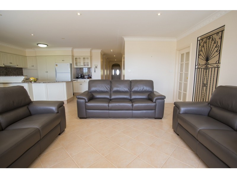 13b Waugh Street, Griffith NSW 2680