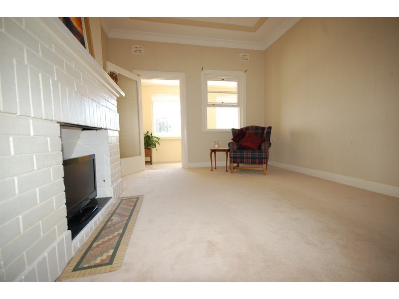 1/10-12 Olympic Street, Griffith NSW 2680