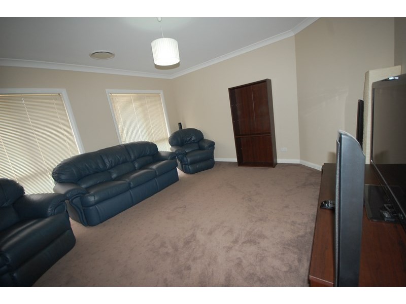 6 Melissa Place, Griffith NSW 2680