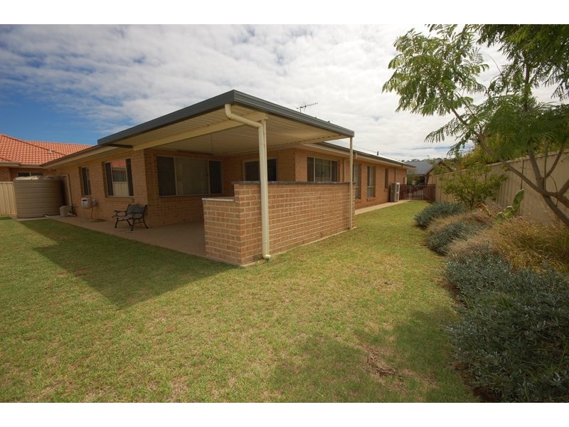 6 Melissa Place, Griffith NSW 2680