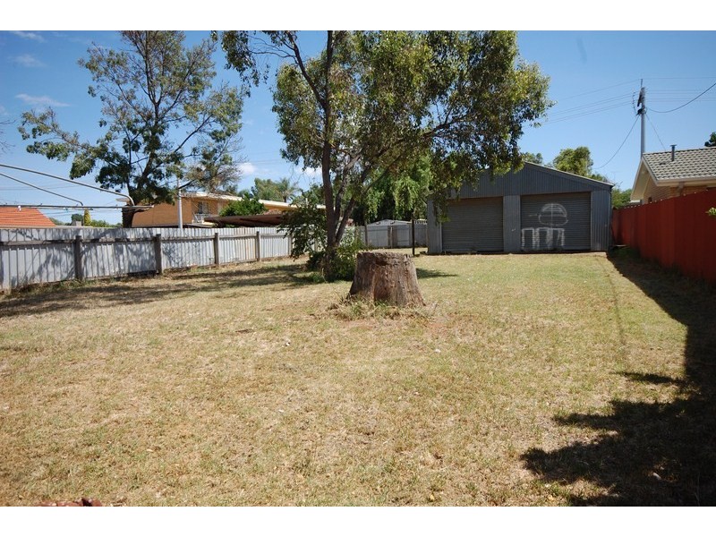 241 Wakaden Street, Griffith NSW 2680