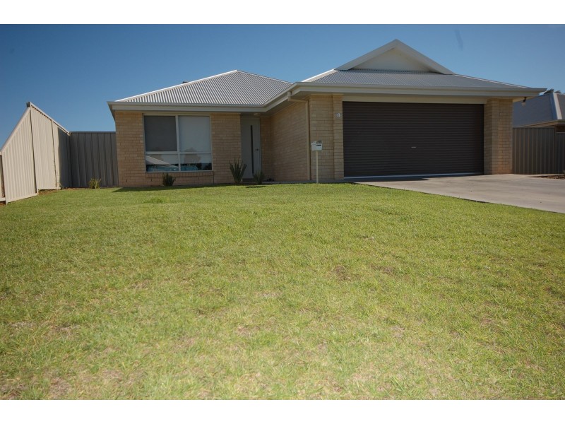 8 Pastega Place, Griffith NSW 2680