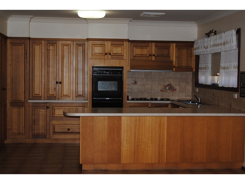 Lowan Street, Goolgowi NSW 2652