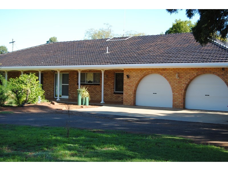 Lowan Street, Goolgowi NSW 2652