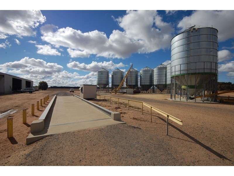 “KULAROO” Conargo Road, Jerilderie NSW 2716