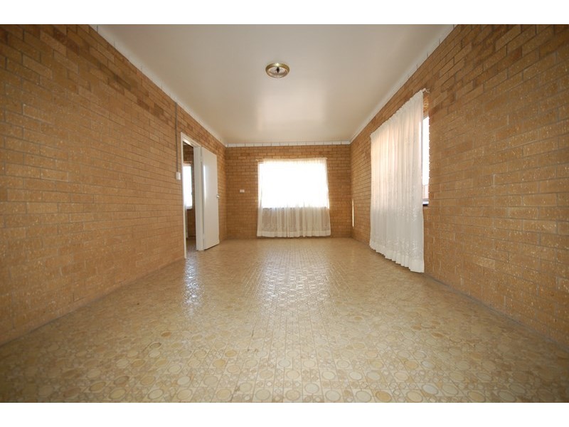 51 McNabb Crescent, Griffith NSW 2680