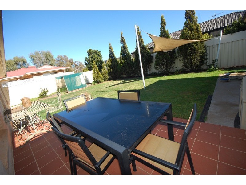 6a Dussin Street, Griffith NSW 2680