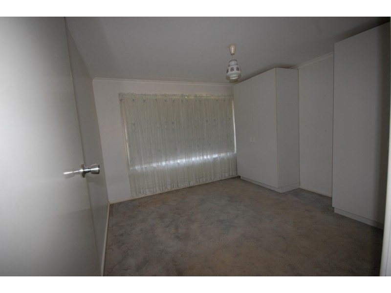 36 Napier Street, Goolgowi NSW 2652