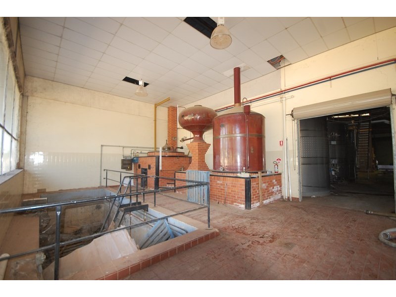 TERREL ESTATE WINES, Yenda NSW 2681