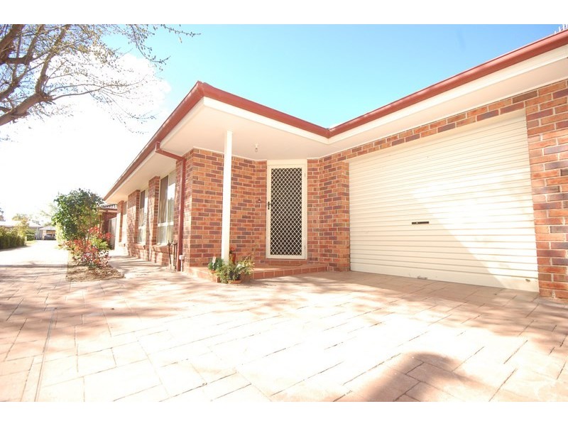 30b Kooba Street, Griffith NSW 2680