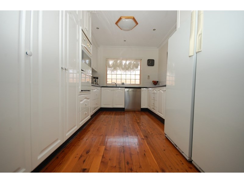 35 and 35a Burley Street, Griffith NSW 2680