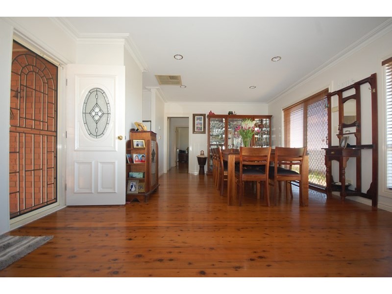 35 and 35a Burley Street, Griffith NSW 2680