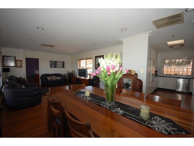 35 and 35a Burley Street, Griffith NSW 2680