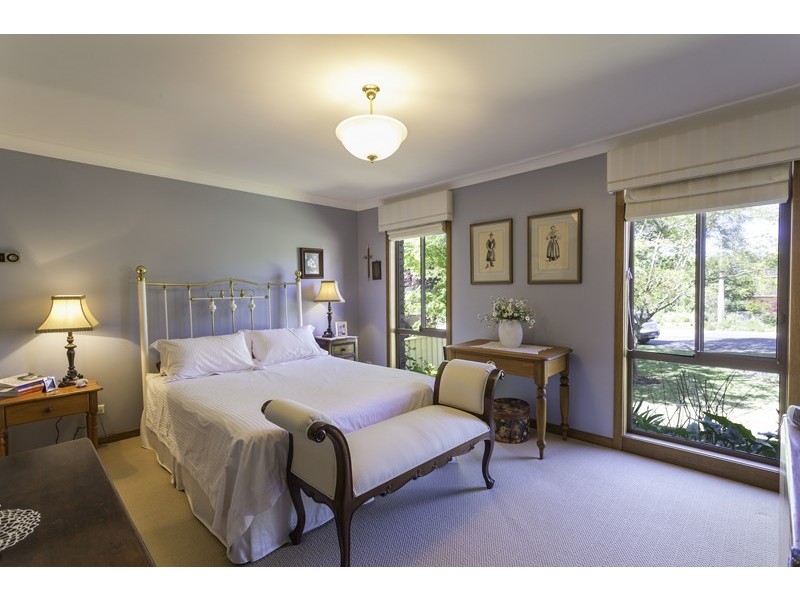 8 Evans Place, Griffith NSW 2680