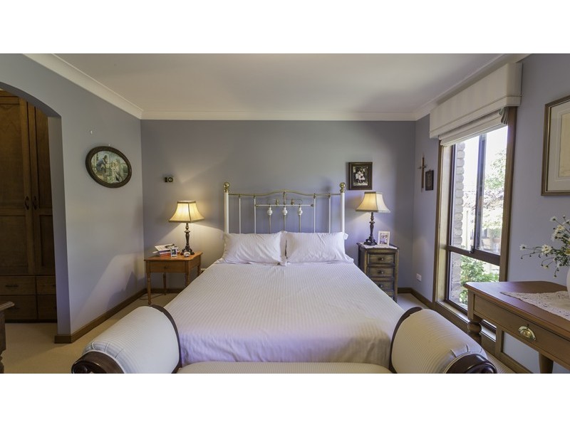 8 Evans Place, Griffith NSW 2680