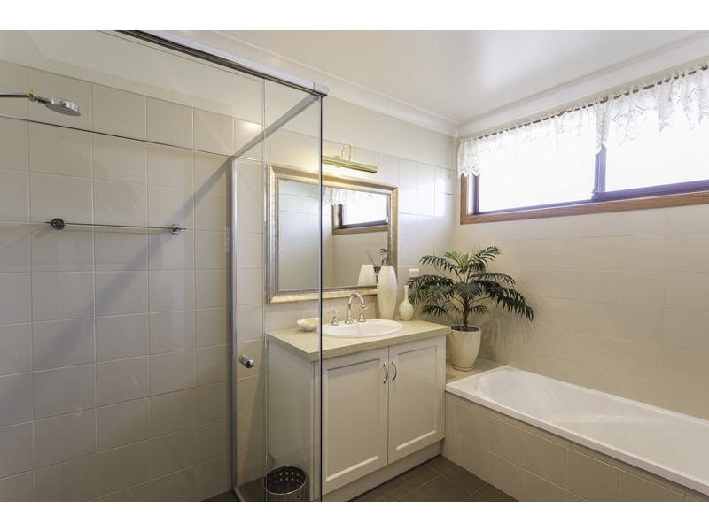 8 Evans Place, Griffith NSW 2680