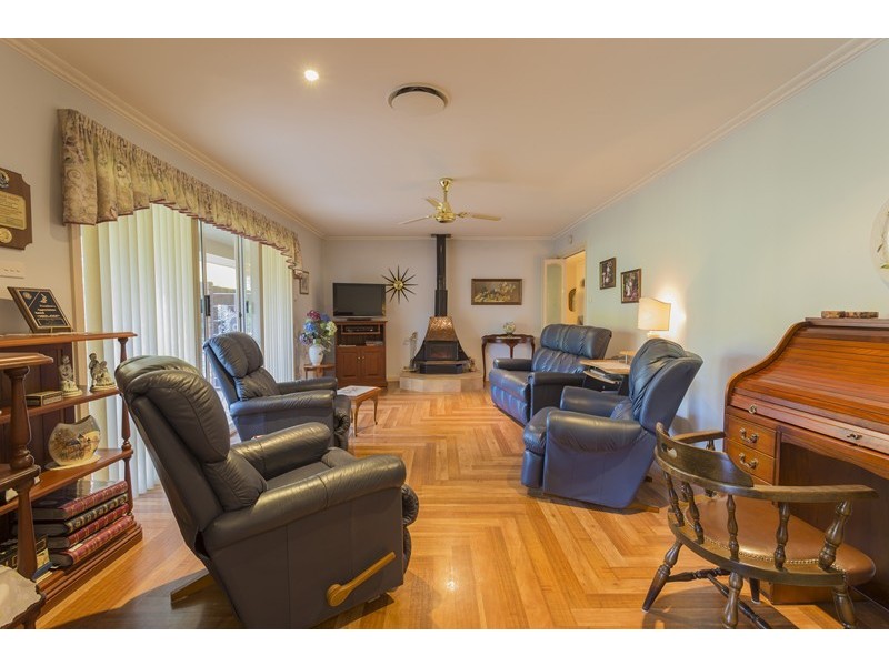 5 Maegraith, Lake Wyangan NSW 2680