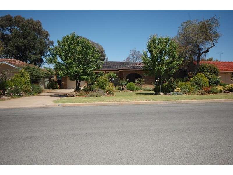 10 Doolan Street, Griffith NSW 2680