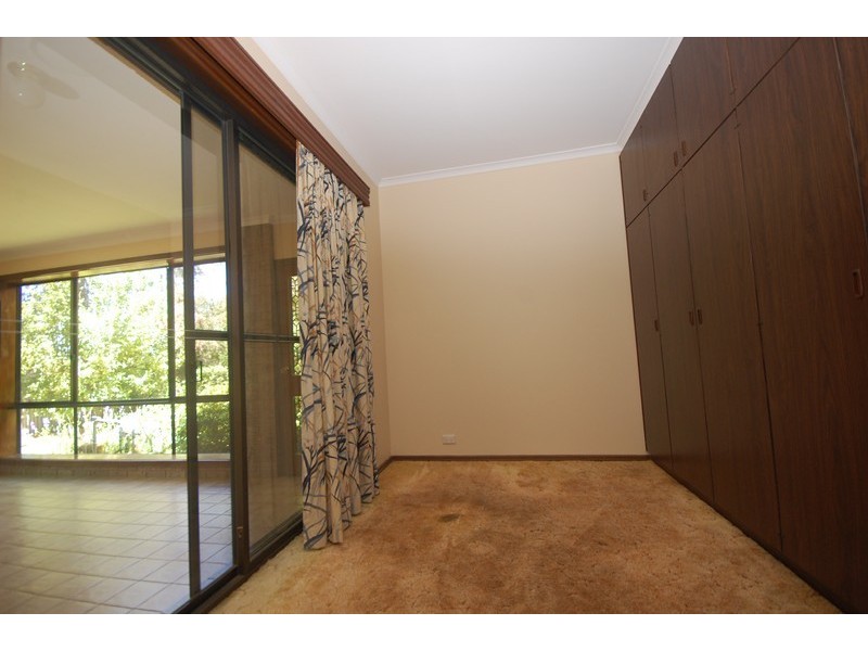 10 Doolan Street, Griffith NSW 2680