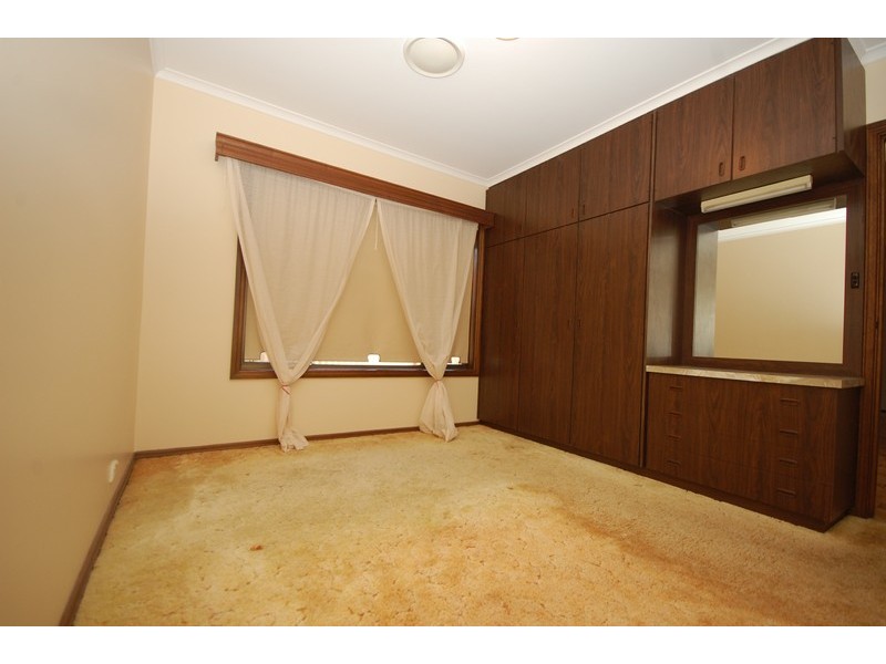 10 Doolan Street, Griffith NSW 2680