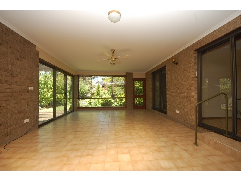 10 Doolan Street, Griffith NSW 2680