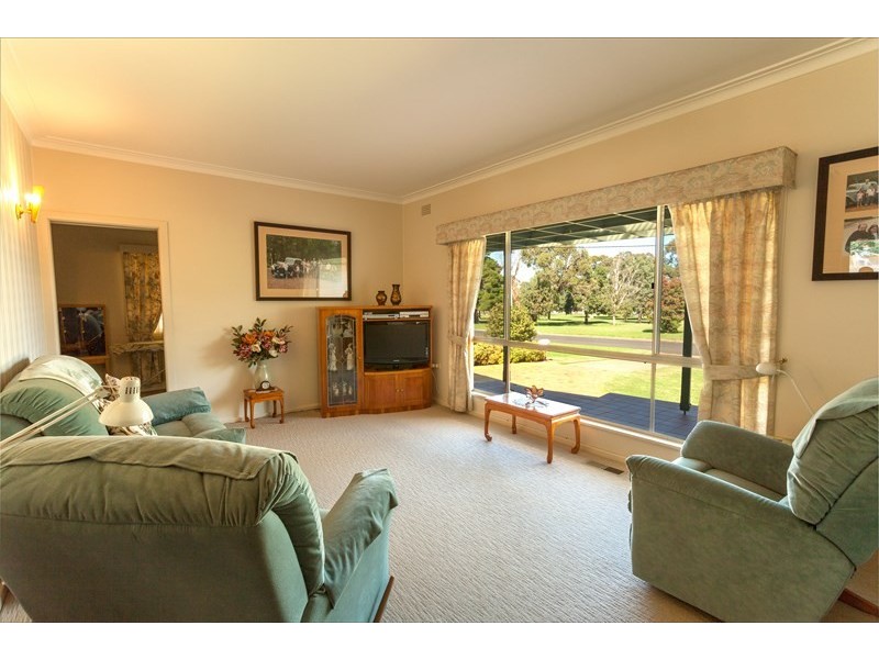27 Kelly Avenue, Griffith NSW 2680