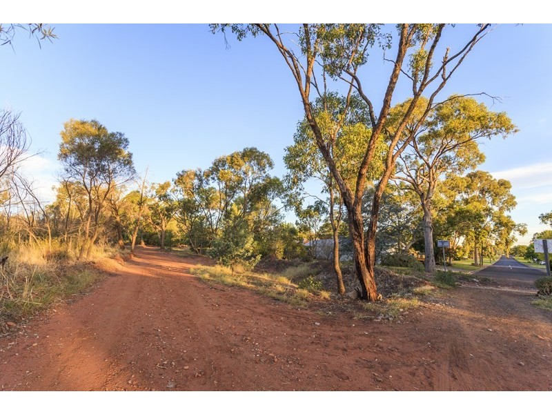 27 Kelly Avenue, Griffith NSW 2680