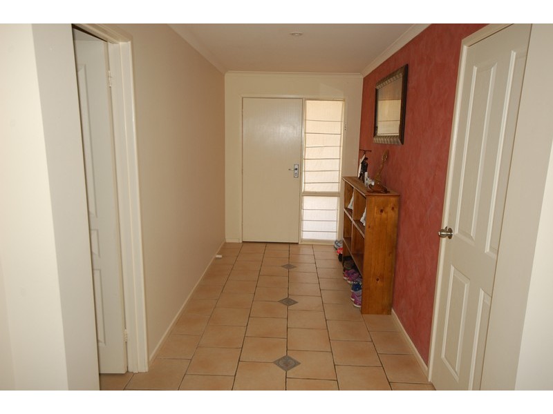 13 Montrose Drive, Griffith NSW 2680