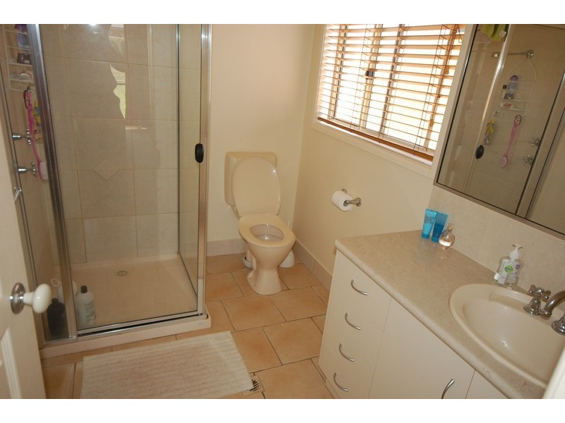 13 Montrose Drive, Griffith NSW 2680