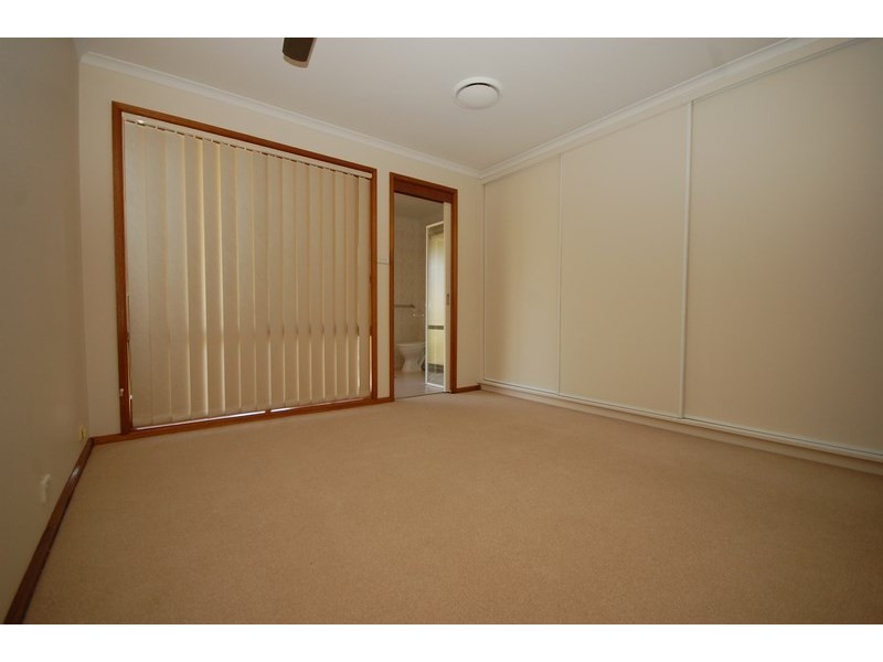 34 Hoad Street, Griffith NSW 2680
